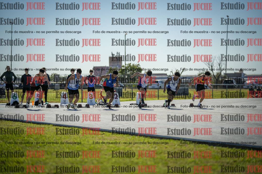 Fotos de los 100 m llanos de varones