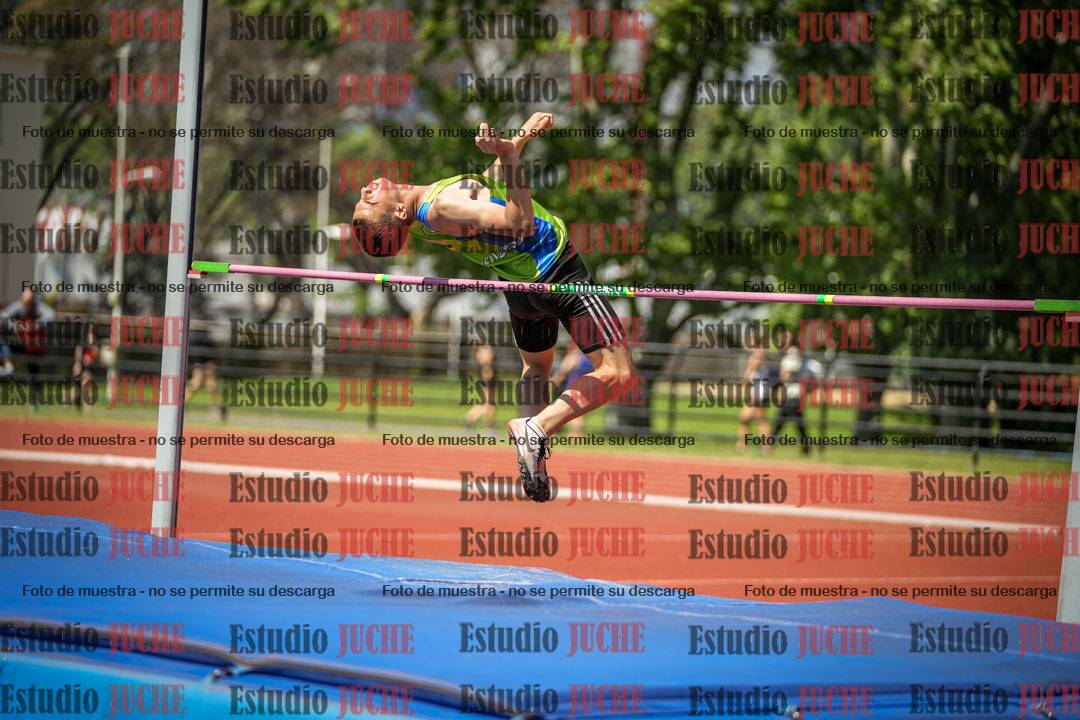 Fotos del salto en alto de varones