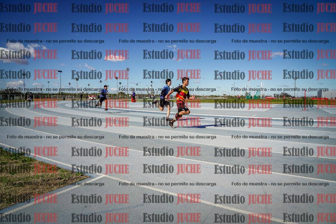 Fotos de los 200 m llanos de varones