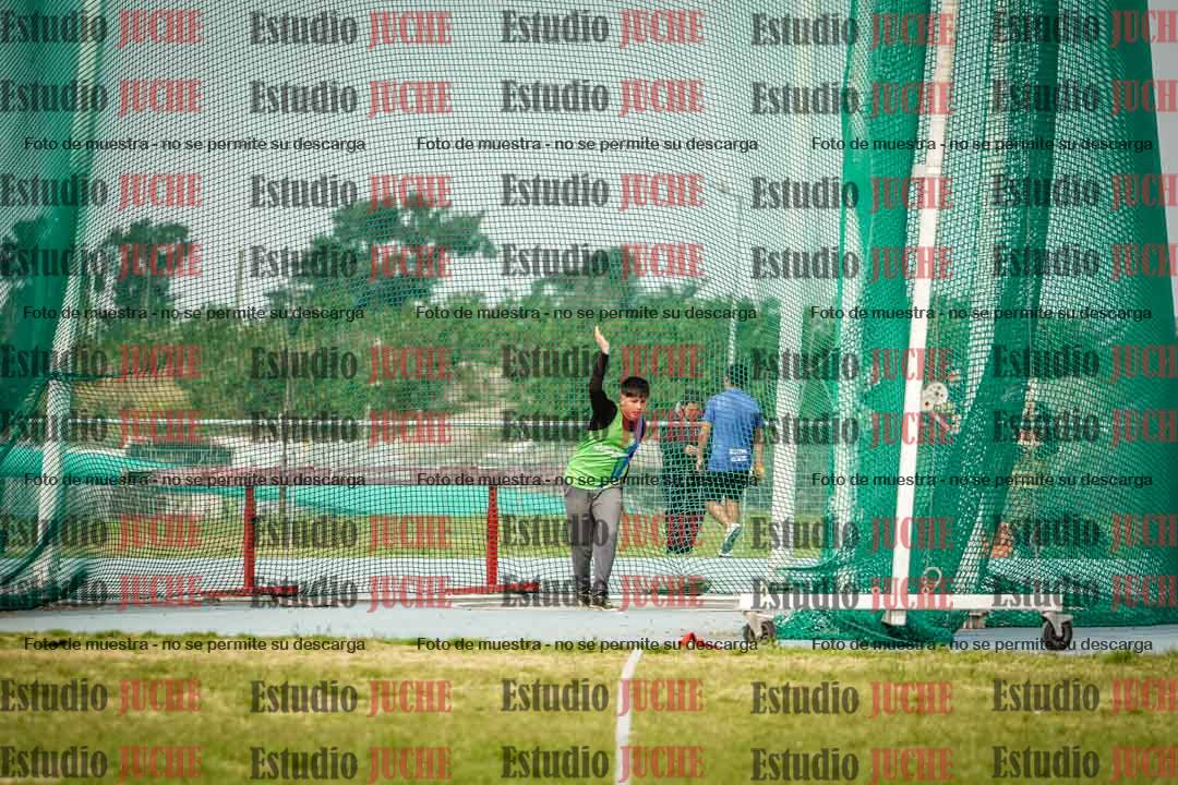 Fotos del lanzamiento de martillo de varones
