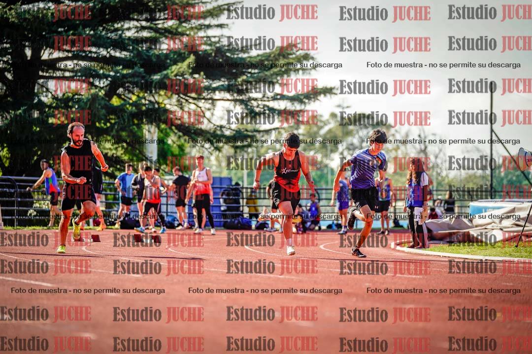 Fotos de los 100 m llanos de varones