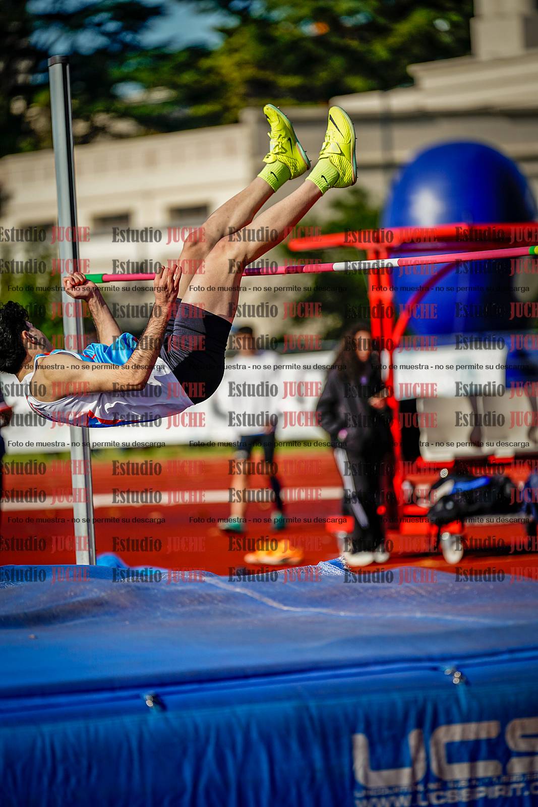 Fotos del salto en alto de varones