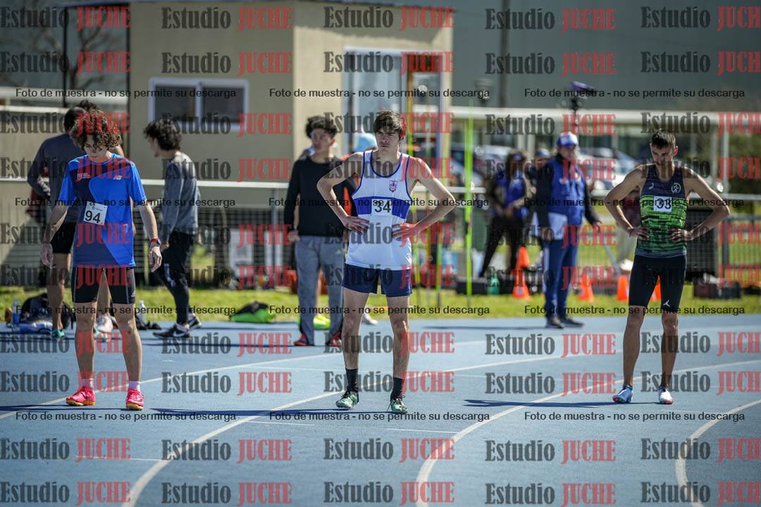 Fotos de los 800 m llanos de varones