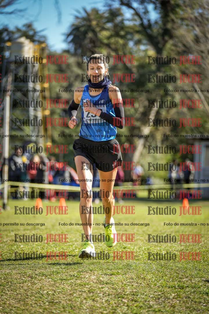 Fotos de la llegada del cross de 6000 m