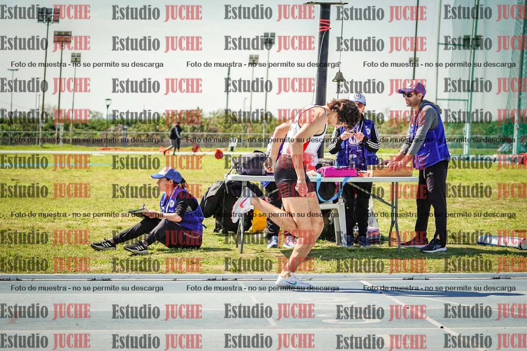 Fotos de los 800 m llanos de varones