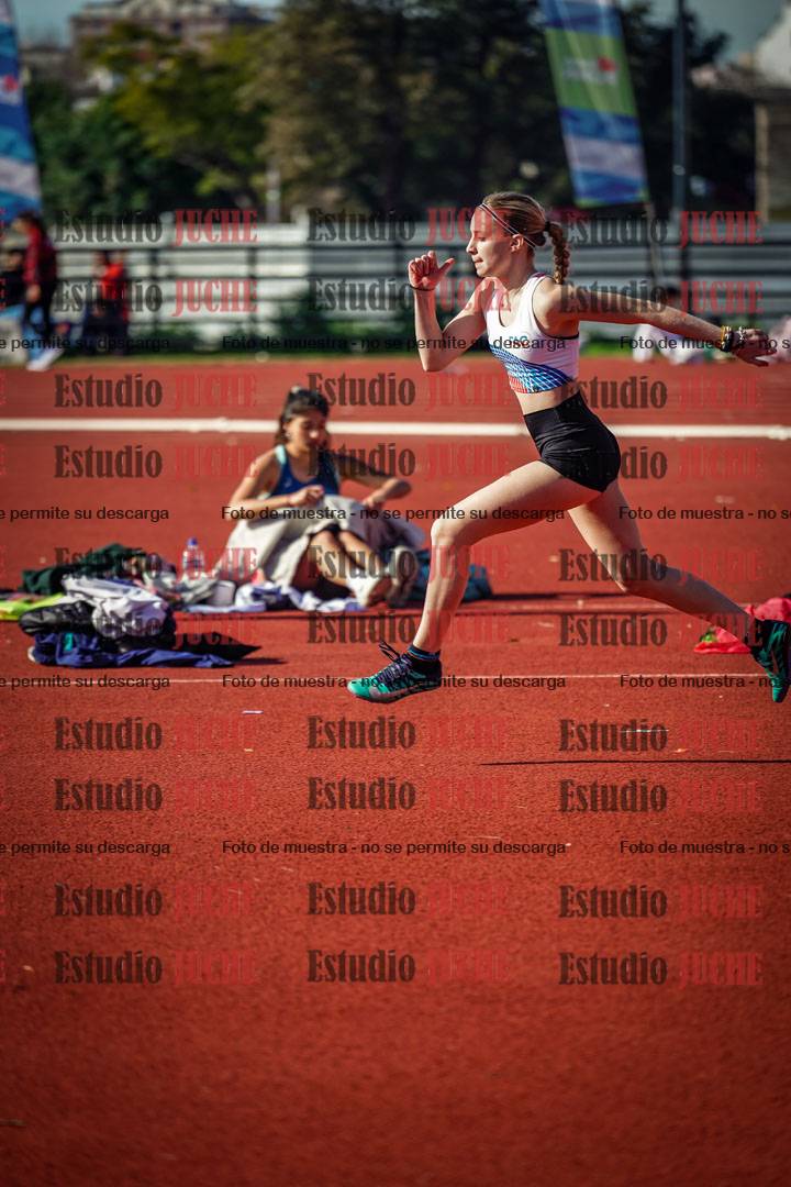 Fotos del salto en alto de mujeres
