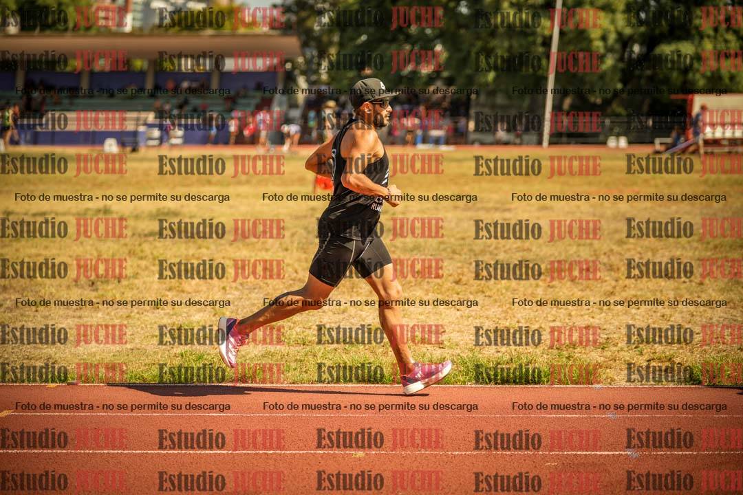 Fotos de los 3000 m llanos de varones