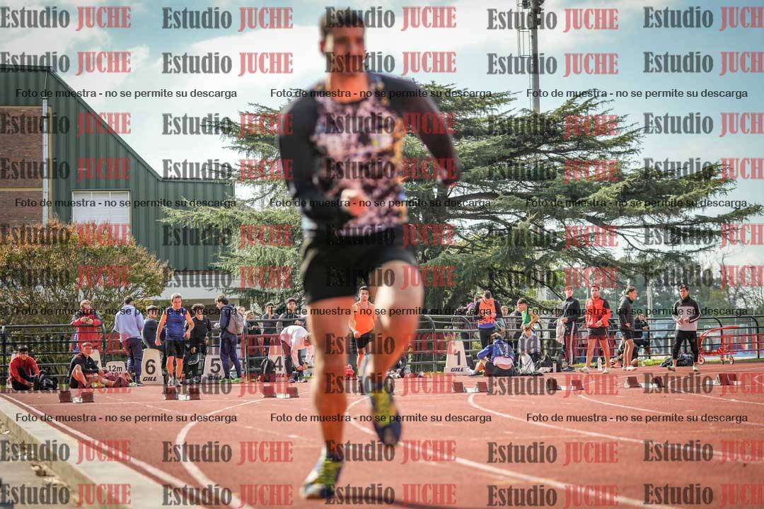 Fotos de los 100 m llanos de varones