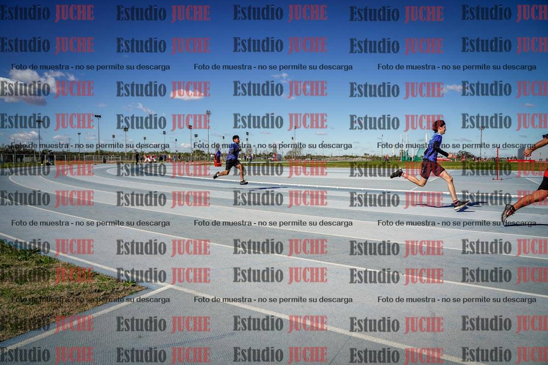 Fotos de los 200 m llanos de varones