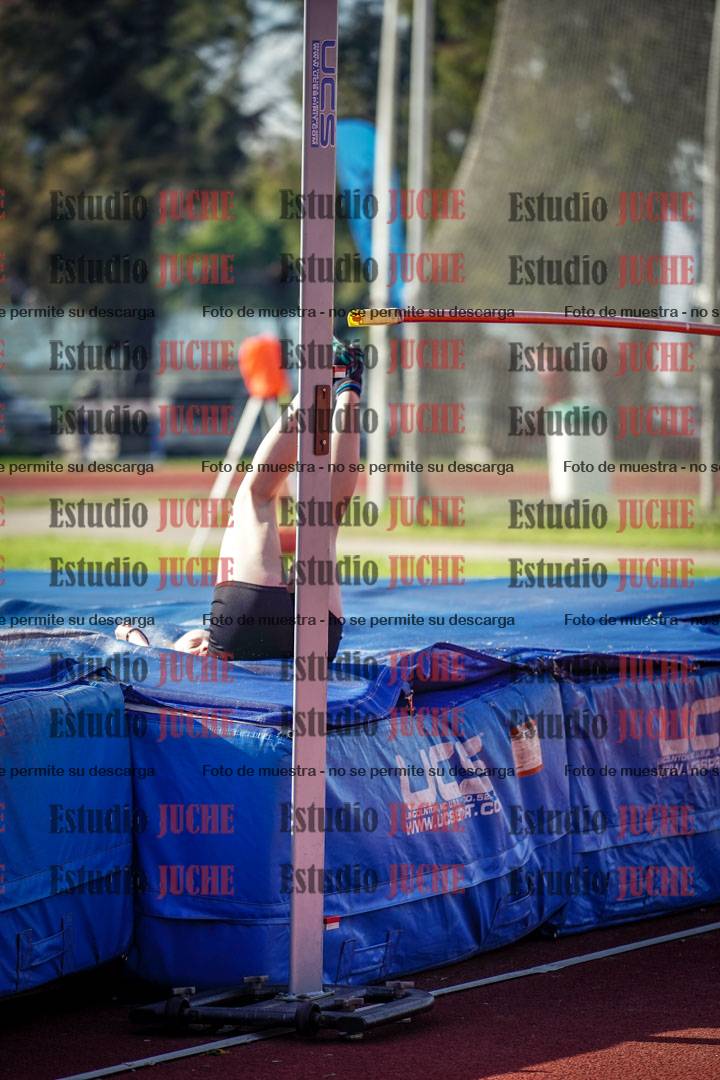 Fotos del salto en alto de mujeres