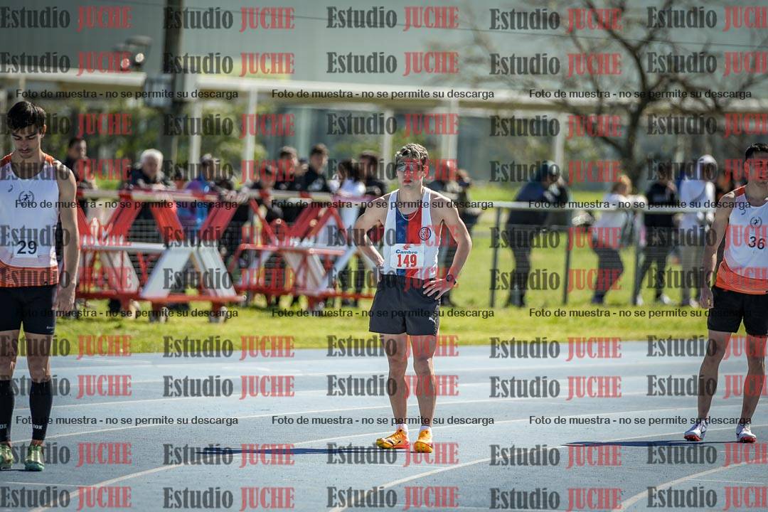 Fotos de los 800 m llanos de varones