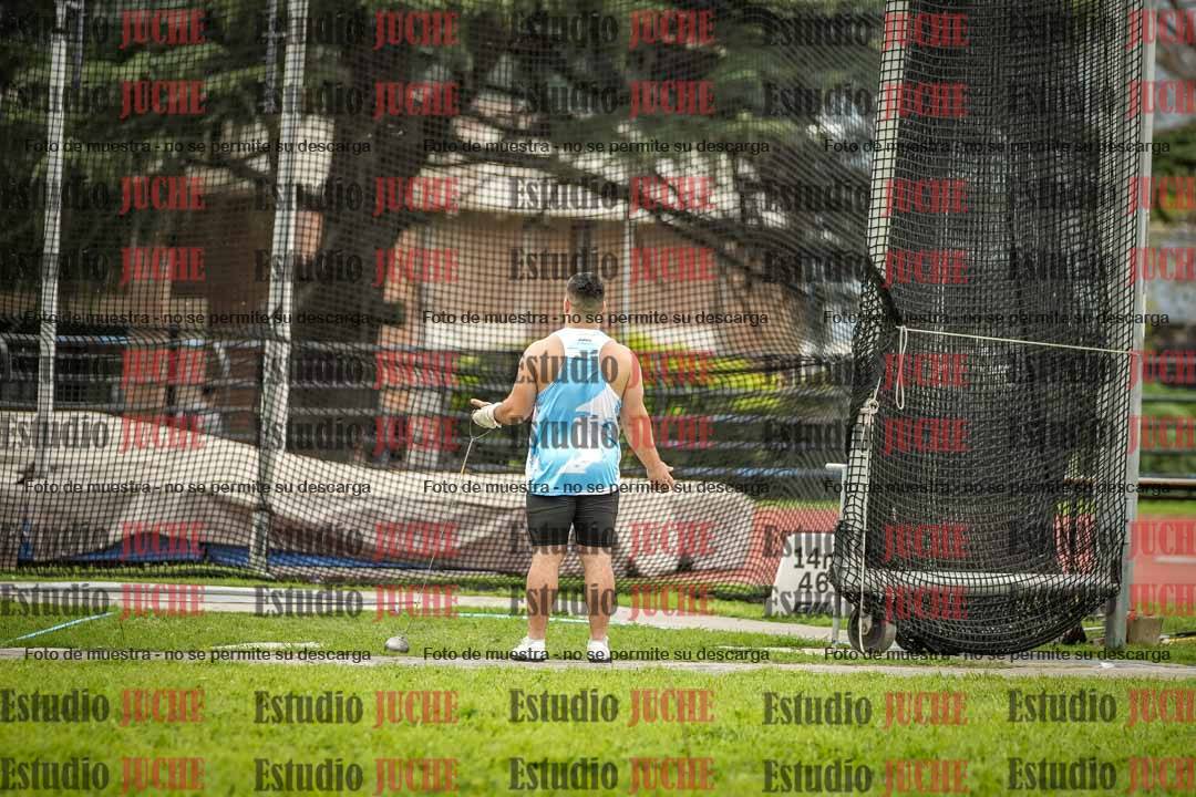 Fotos del lanzamiento de martillo de varones