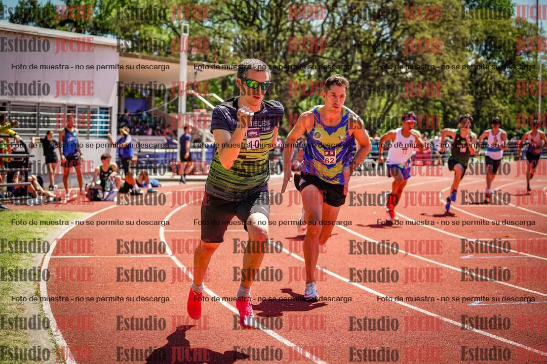 Fotos de los 800 m llanos de varones
