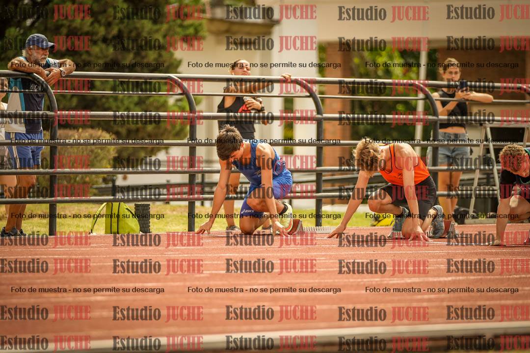 Fotos de los 100 m llanos de varones