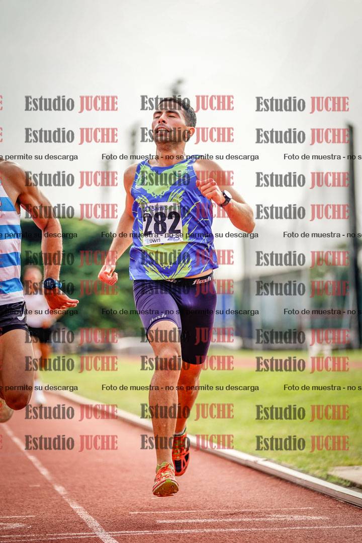 Fotos de los 3000 m llanos de varones