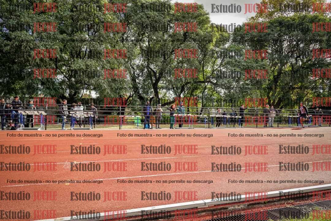 Fotos de los 100 m llanos de varones