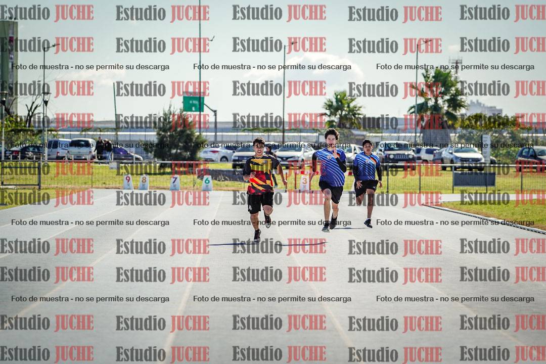 Fotos de los 200 m llanos de varones
