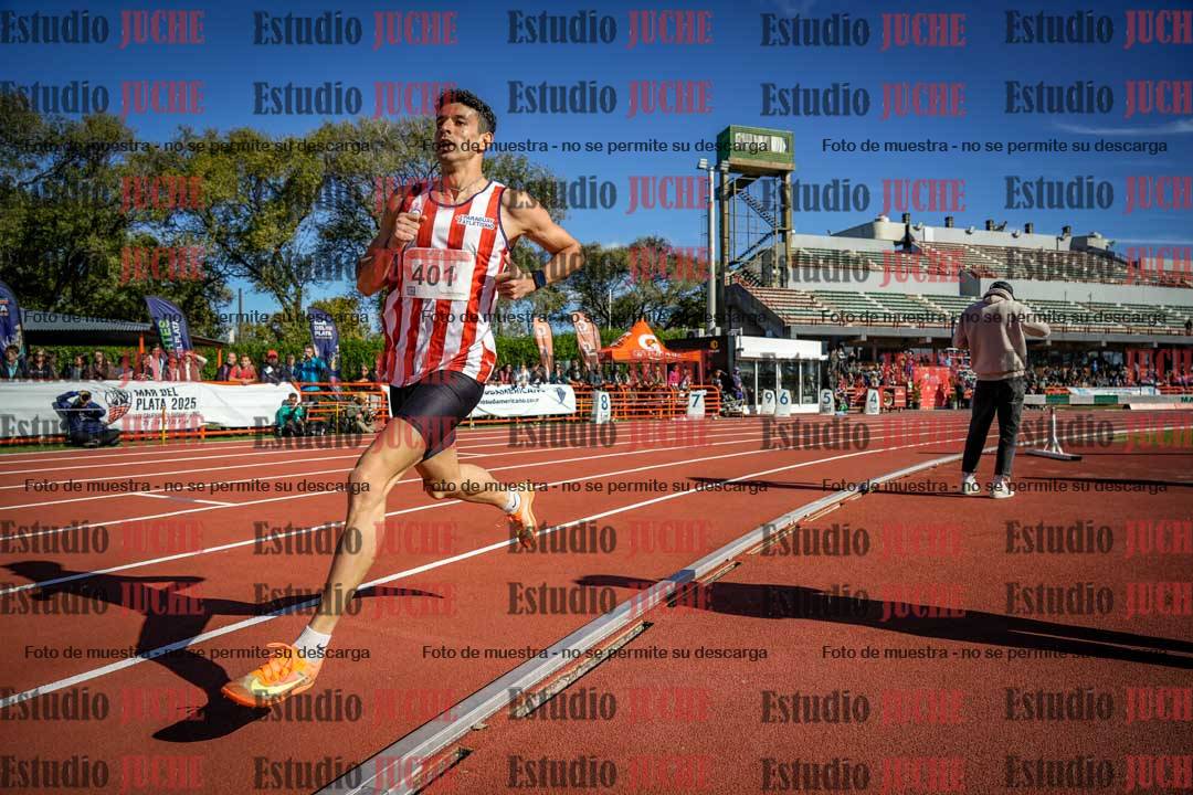 Fotos de los 800 m llanos de varones
