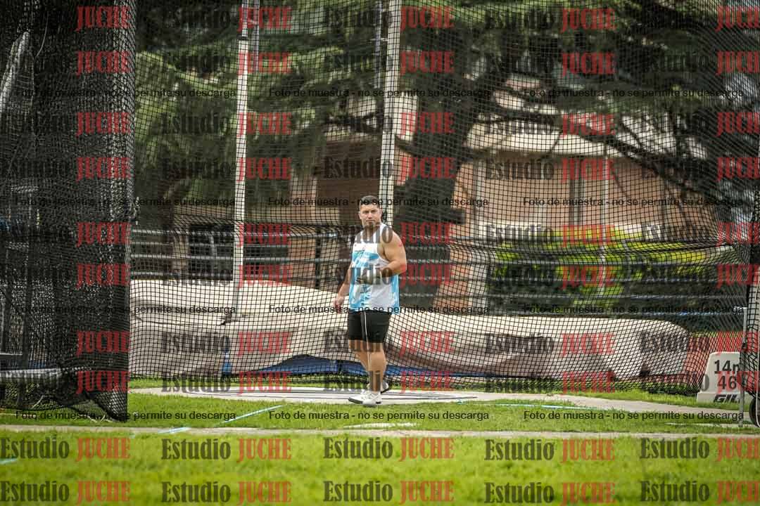 Fotos del lanzamiento de martillo de varones