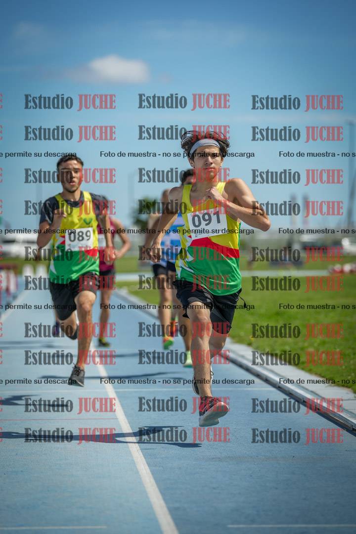 Fotos de los 1000 m llanos de varones