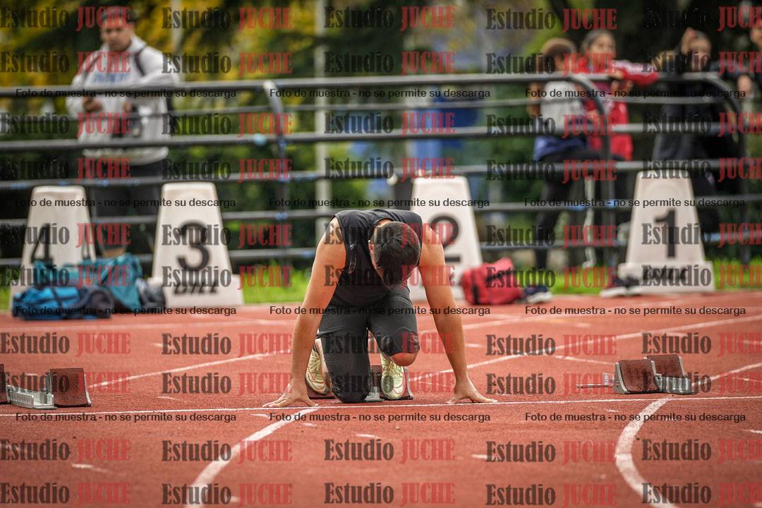Fotos de los 100 m llanos de varones