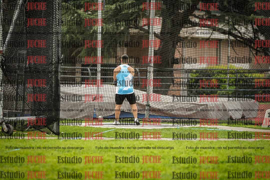 Fotos del lanzamiento de martillo de varones