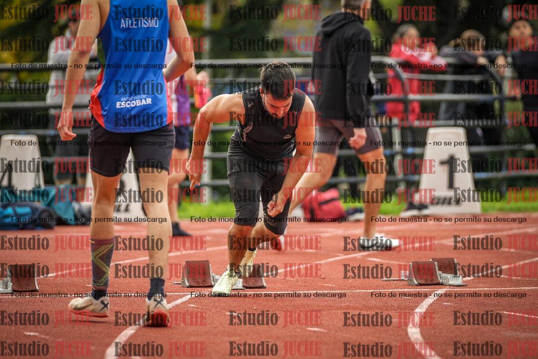Fotos de los 100 m llanos de varones