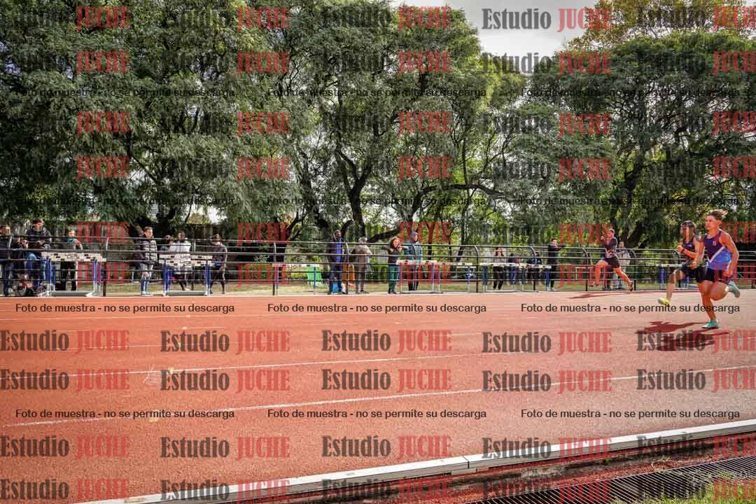 Fotos de los 100 m llanos de varones