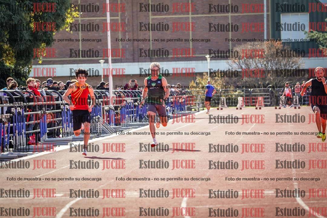 Fotos de los 100 m llanos de varones