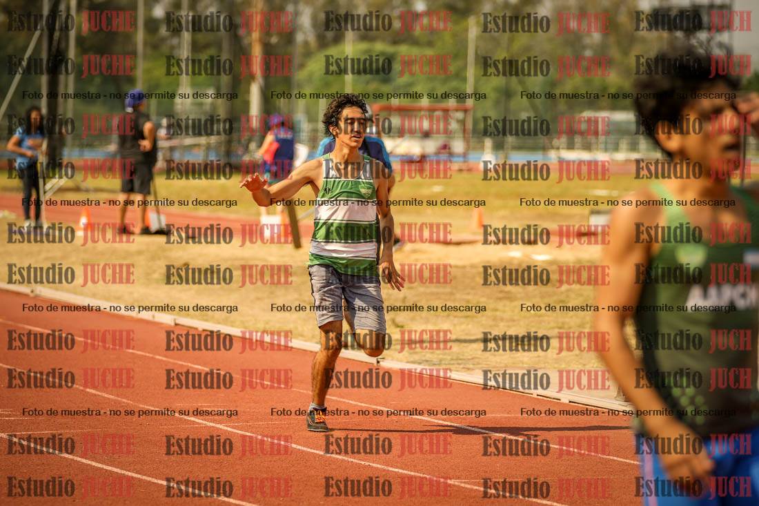 Fotos de los 400 m llanos de varones