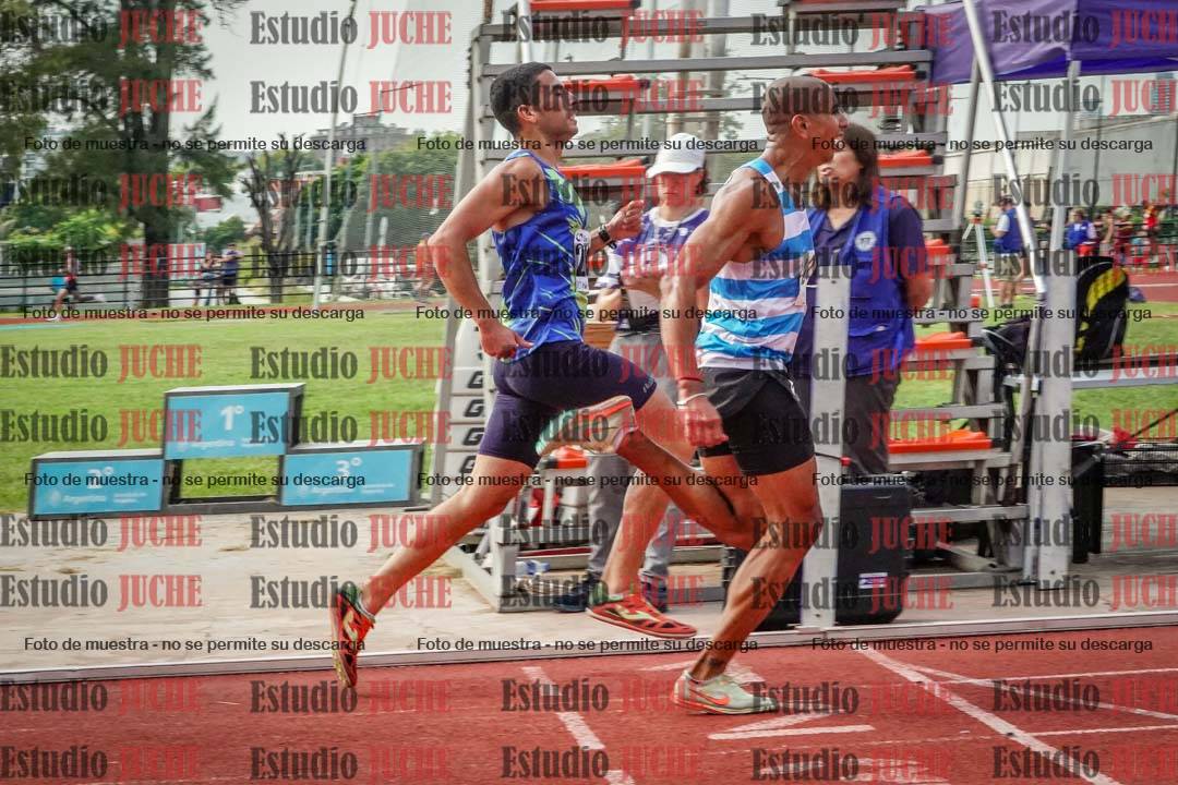 Fotos de los 3000 m llanos de varones