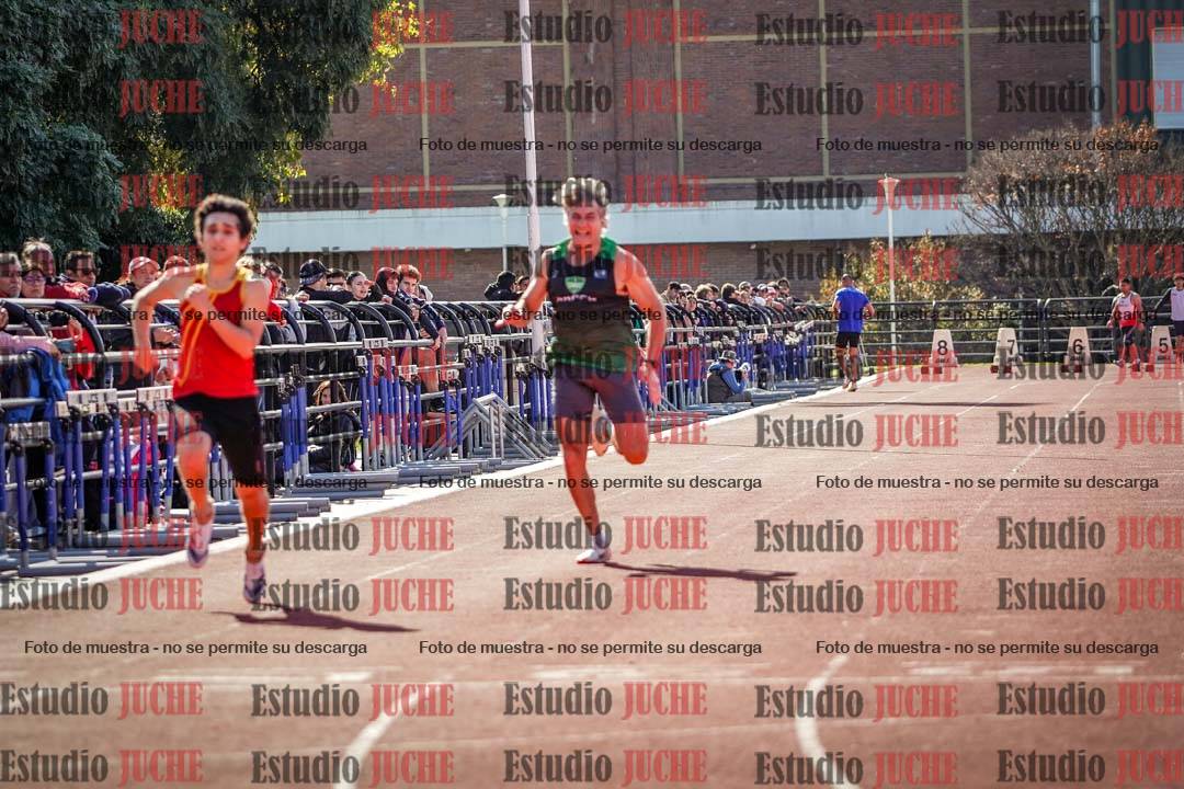 Fotos de los 100 m llanos de varones