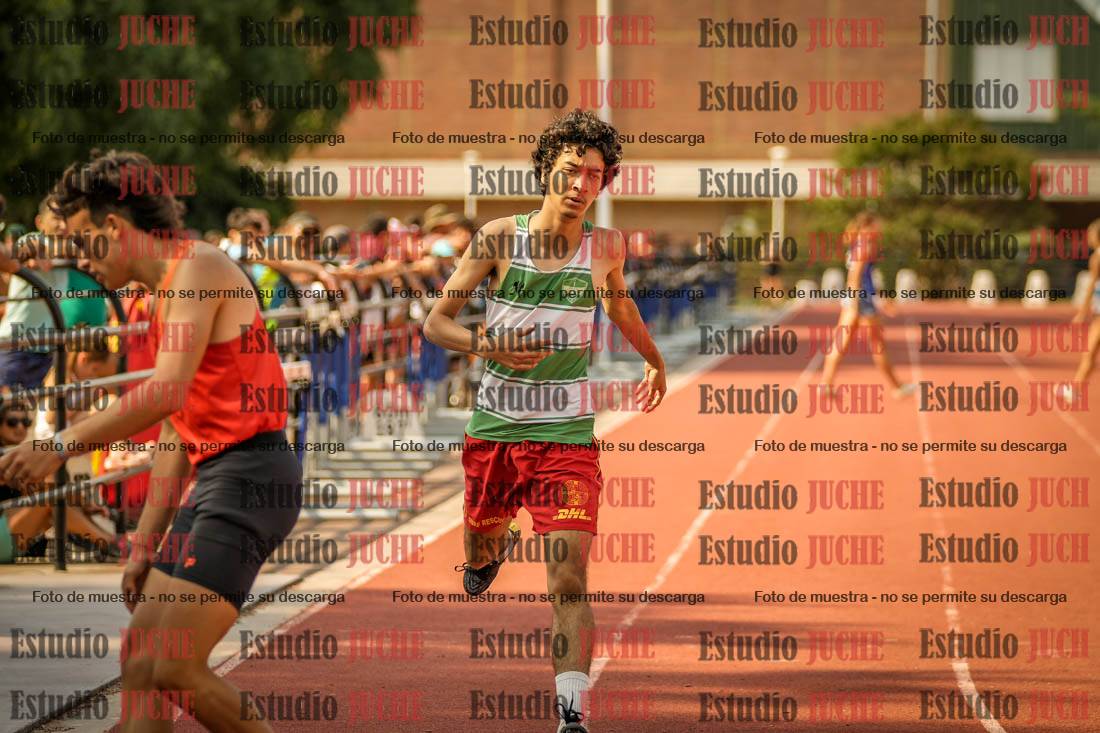 Fotos de los 400 m llanos de varones