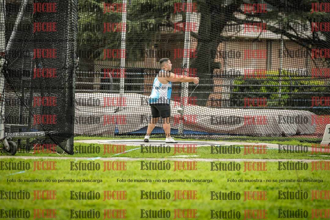 Fotos del lanzamiento de martillo de varones