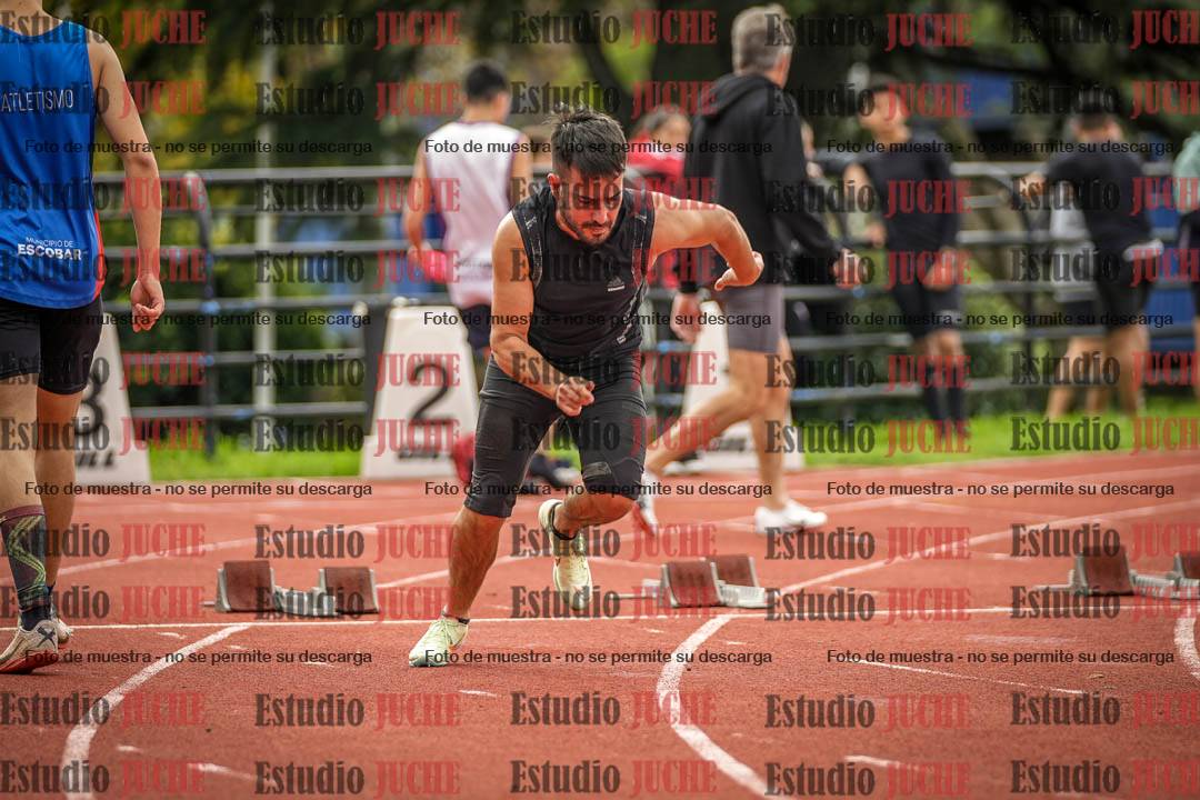 Fotos de los 100 m llanos de varones