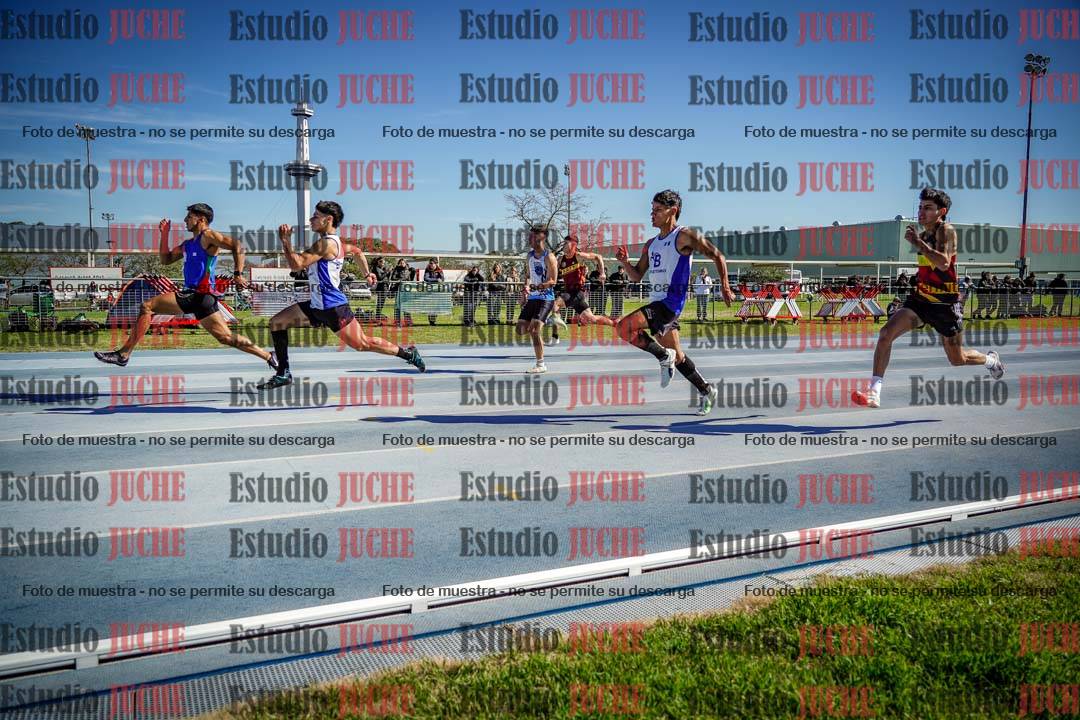Fotos de los 100 m llanos de varones