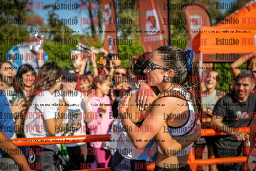 Fotos de algunos extras y podios del día 1
