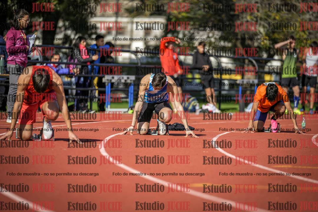 Fotos de los 200 m llanos de varones