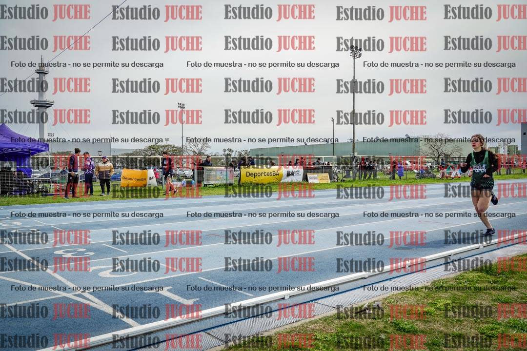 Fotos de los 800 m llanos de mujeres - U14