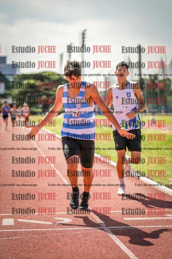 Fotos de los 600 m llanos de varones