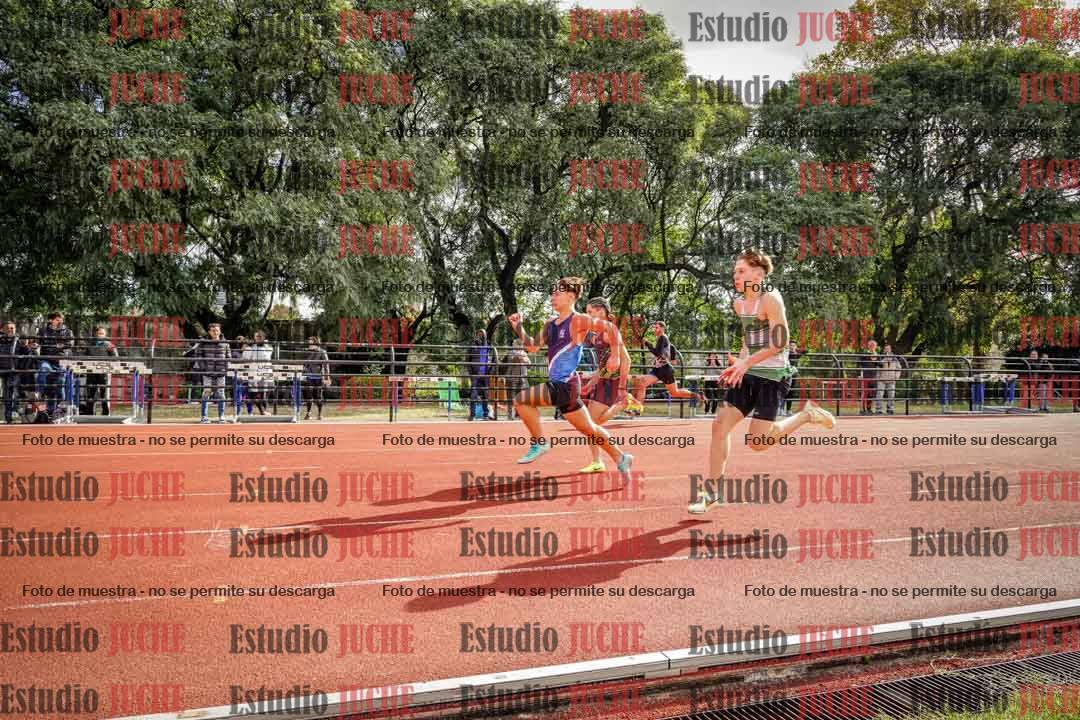 Fotos de los 100 m llanos de varones