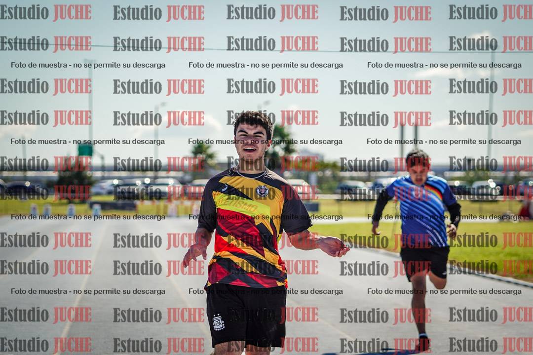 Fotos de los 200 m llanos de varones