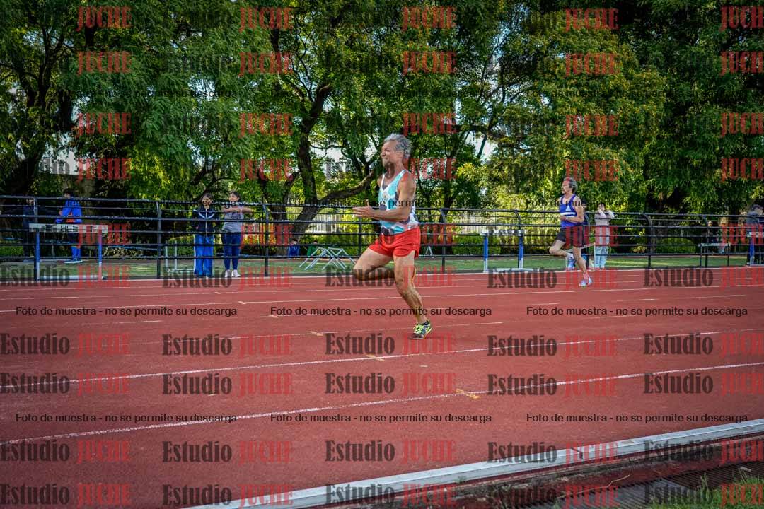 Fotos de los 100 m llanos de varones