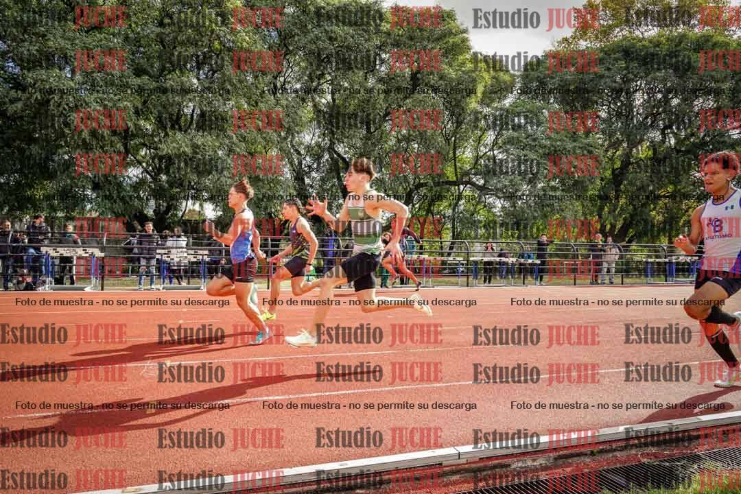 Fotos de los 100 m llanos de varones