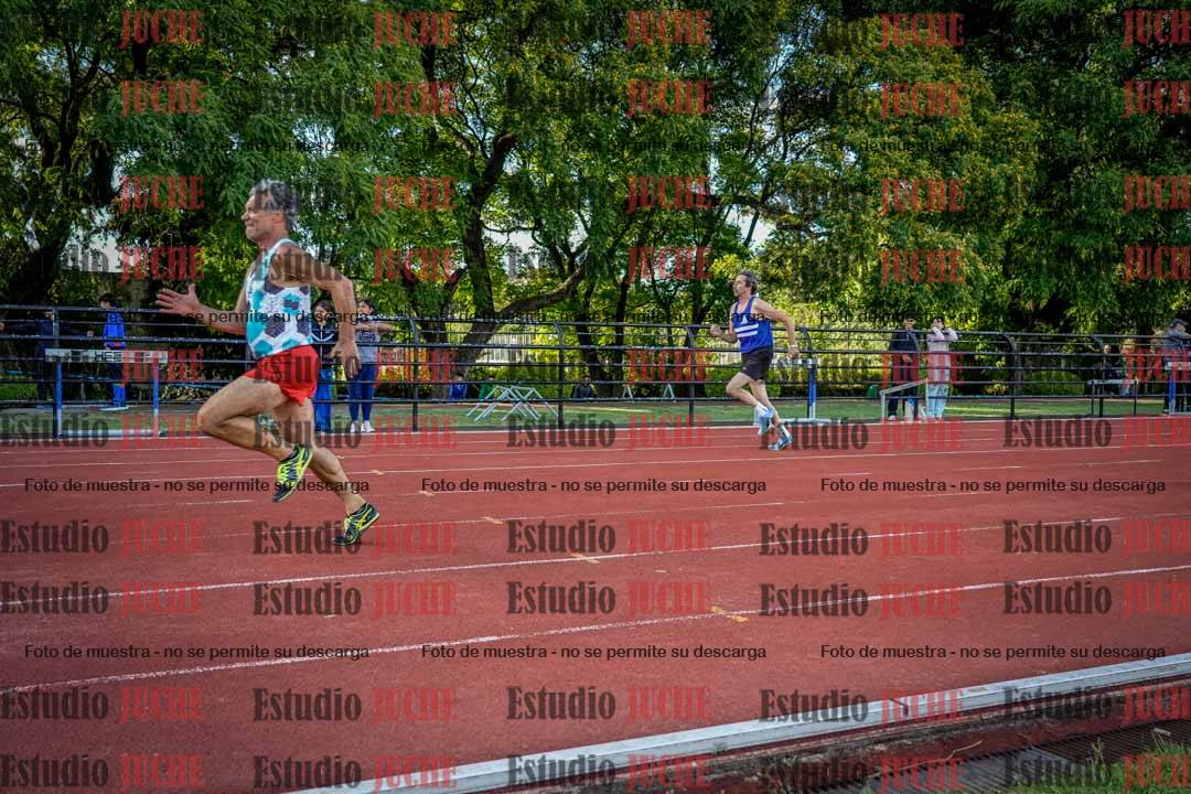 Fotos de los 100 m llanos de varones