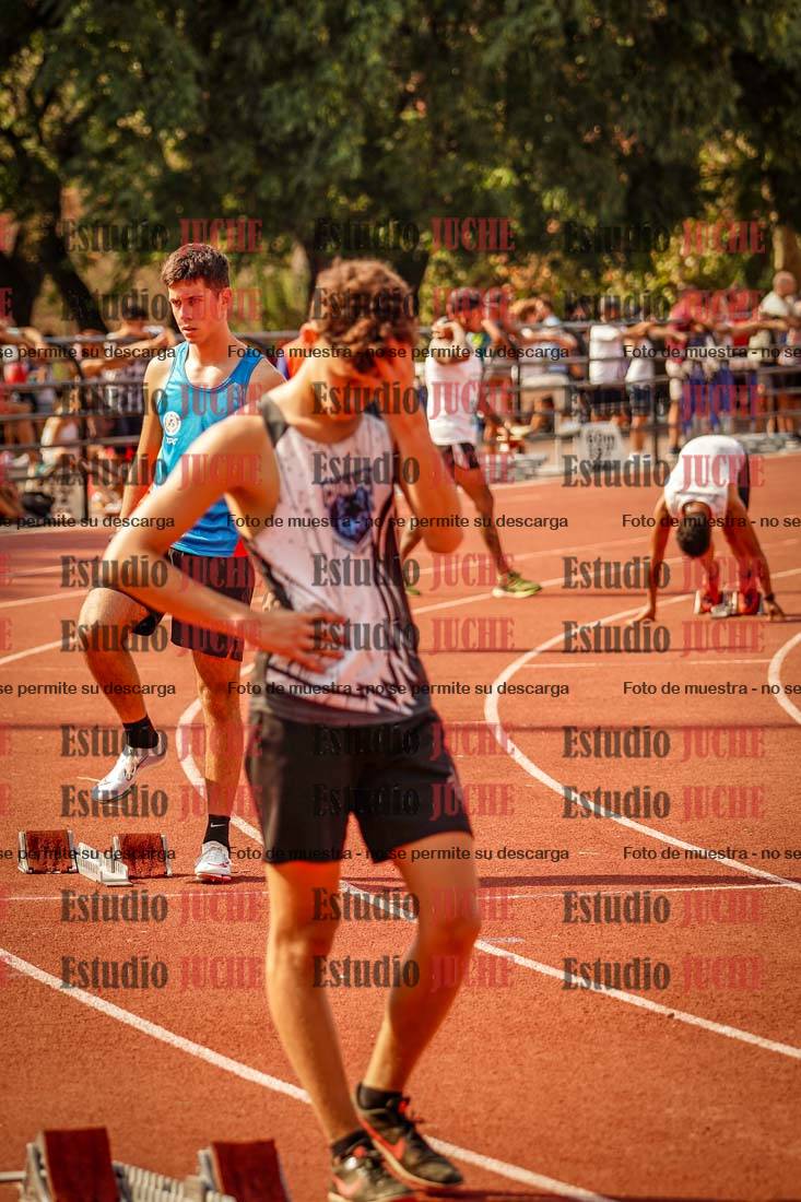 Fotos de los 400 m llanos de varones