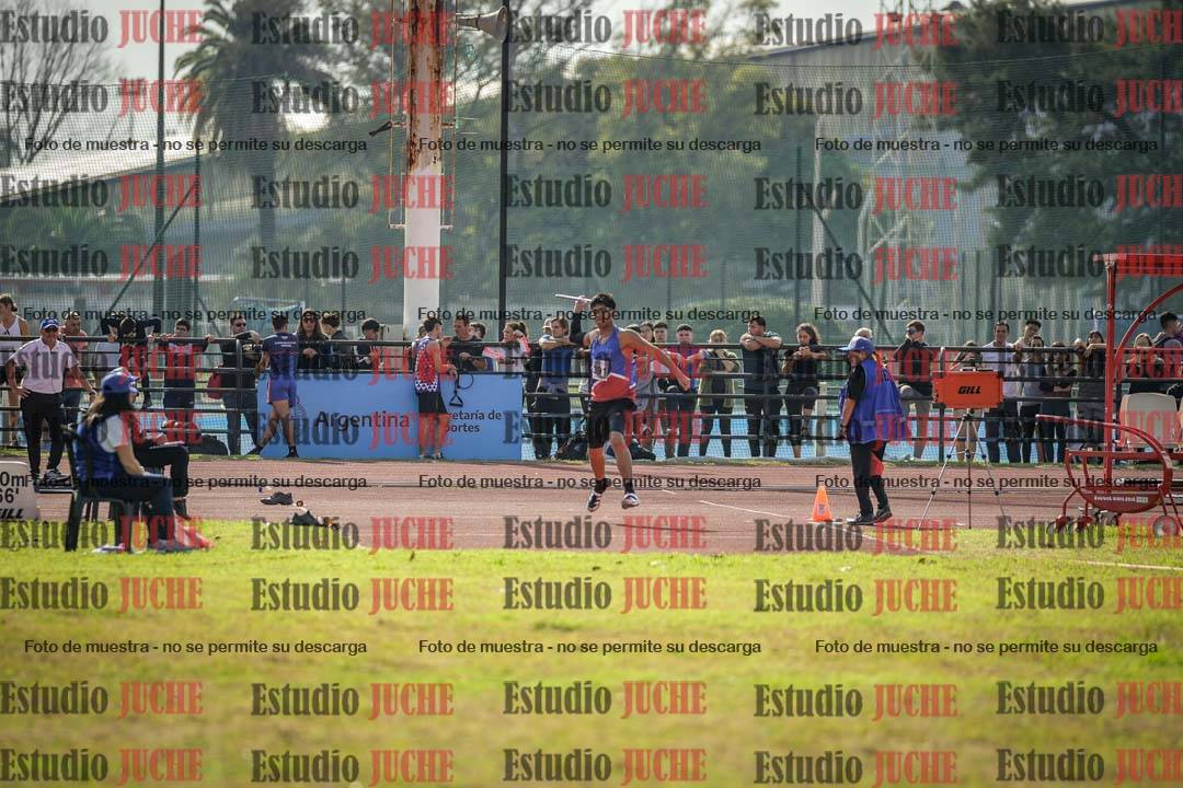 Fotos del lanzamiento de jabalina de varones