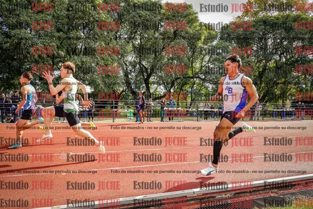 Fotos de los 100 m llanos de varones