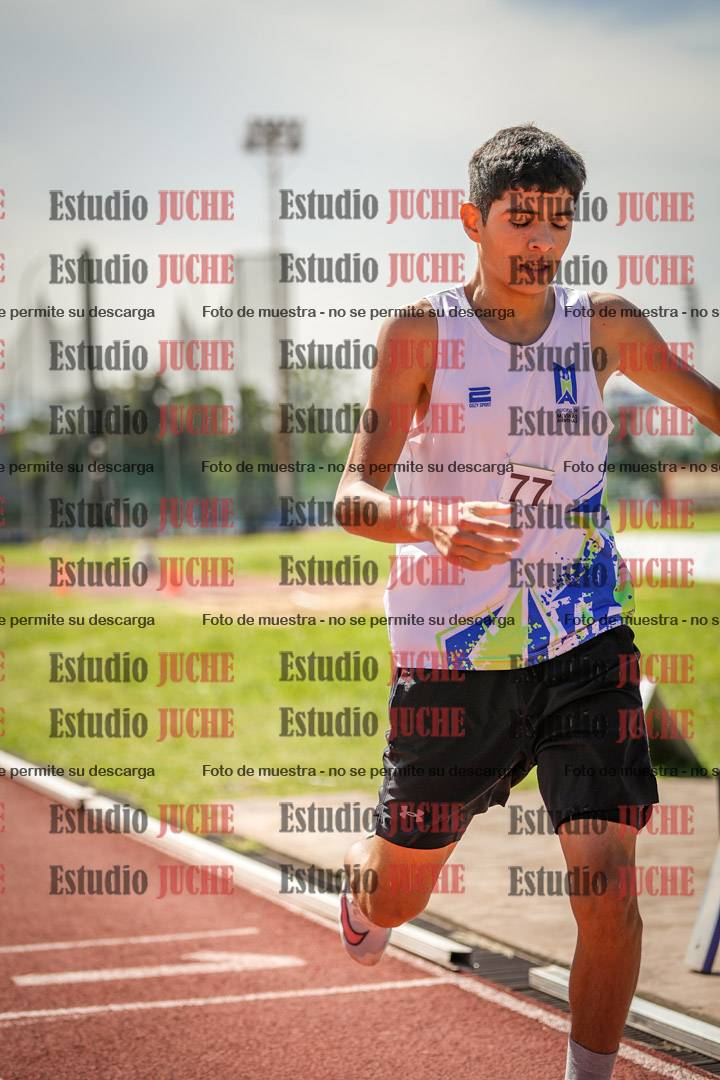 Fotos de los 600 m llanos de varones