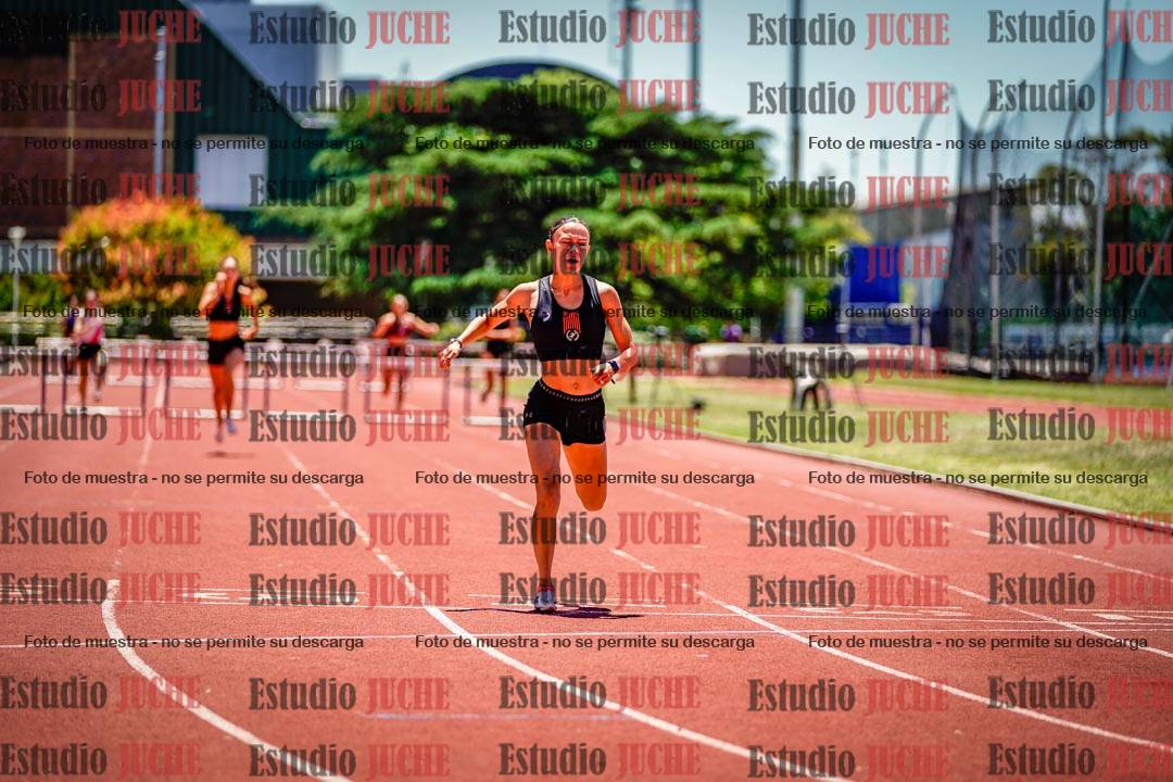 Fotos de los 400 m con vallas de mujeres